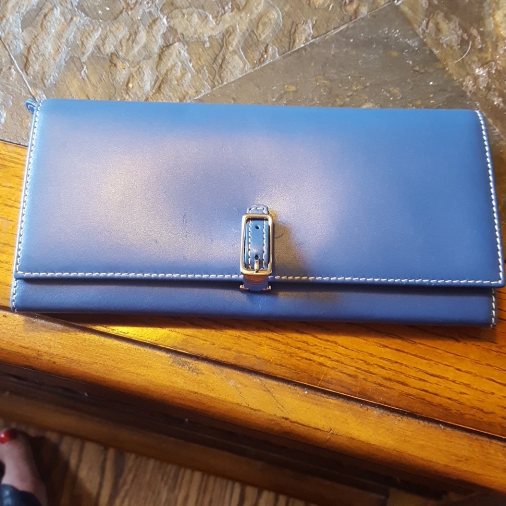 Wallet - Picture 2 of 2